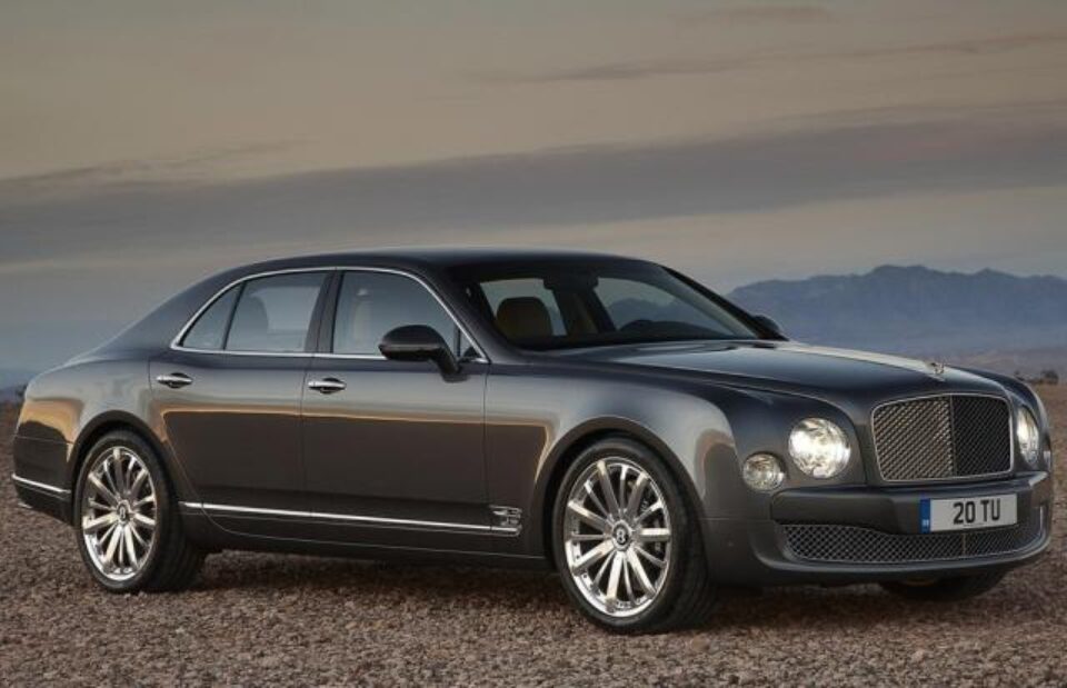 Bentley lucrează la cel mai luxos cabriolet din lume