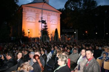 La concert au luat parte aproape 4.000 de spectatori, dornici să guste din frumusețea muzicii clasice