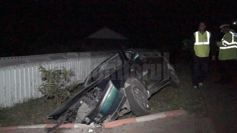 Accidentul s-a petrecut duminică noapte, în jurul orei 22.15, pe strada Universității, artera principală din Moara Accidentul s-a petrecut duminică noapte, în jurul orei 22.15, pe strada Universității, artera principală din Moara