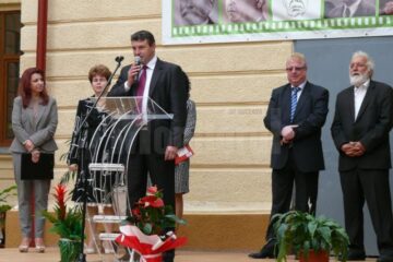 Primarul Cătălin Coman a fost prezent în mijlocul elevilor și al cadrelor didactice