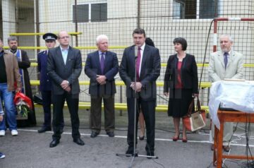 Peste 8.000 de elevi și preșcolari s-au întors de ieri în unitățile de învățământ