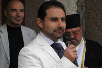 Actorul Lucian Dragotă, prezent la deschiderea noului an școlar la Școala Specială din Câmpulung Moldovenesc