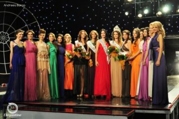O tânără din Broșteni, pe podiumul competiției Miss Universe Romania 2013
