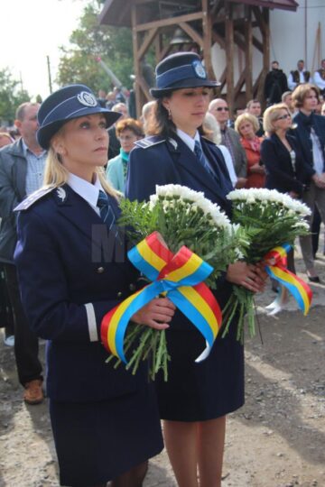 Sfințirea Bisericii militare din Suceava, în prezența a sute de credincioși