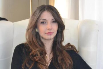 Anda Parasca are 19 ani și este din Cotârgași