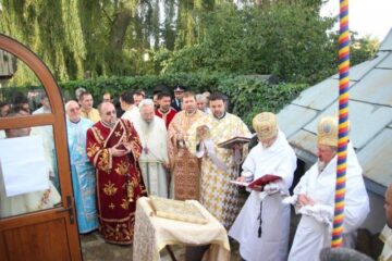 Sfințirea Bisericii militare din Suceava, în prezența a sute de credincioși