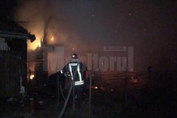Incendiul a fost violent, fiind înregistrate mai multe apeluri la 112 din cartiere ale Sucevei
