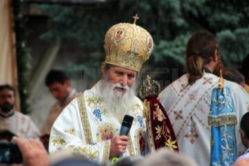 ÎPS Pimen: Educatorii, învățătorii și profesorii, împreună cu părinții trupești și cei duhovnicești, au datoria sfântă de a îndruma pe copii