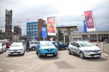 Expoziția auto Mega Drive Test, în parcarea SCS Expoziția auto Mega Drive Test, în parcarea SCS