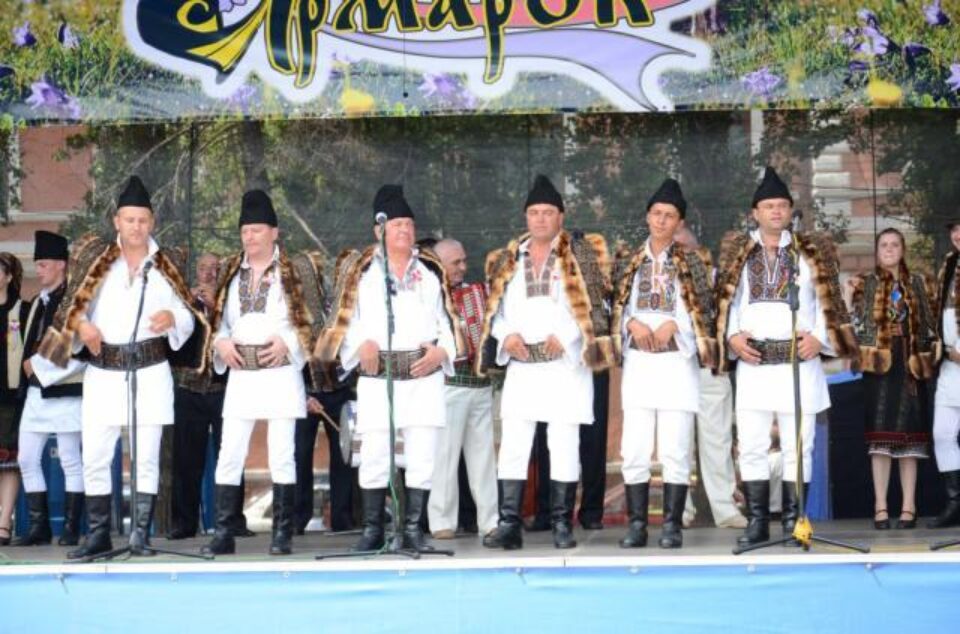 Grupul folcloric”Piatra Șoimului” din Câmpulung împlinește șase ani de activitate