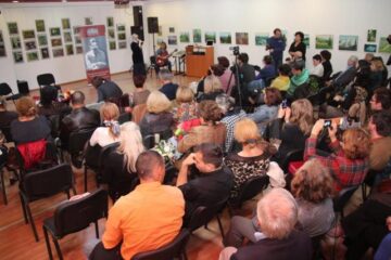 Public numeros la lansarea volumul “Înger și sau Demon” semnat Carmen Agoutin