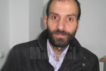 Ionel Vovciuc invocă dreptul său ca părinte de a nu-și inocula copiii cu vaccinurile așa-zis obligatorii, în baza unei declarații pe proprie răspundere