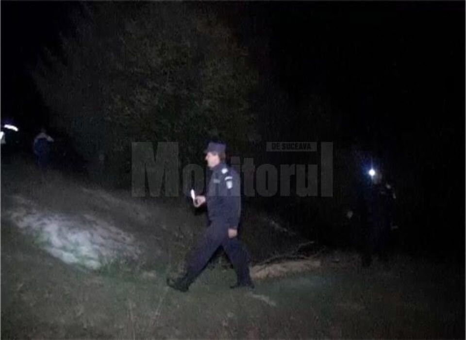 În jur de treizeci de oameni, polițiști, jandarmi, salvamontiști și voluntari, au fost mobilizați în căutarea bărbatului