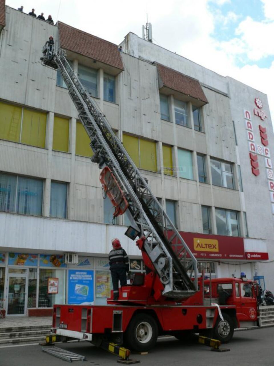 Exercițiu tactic pentru limitarea efectelor negative produse de un cutremur în municipiul Fălticeni Exercițiu tactic pentru limitarea efectelor negative produse de un cutremur în municipiul Fălticeni