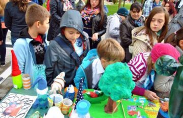 Pasionații de știință și curioșii de toate vârstele au participat vineri la Noaptea Cercetătorilor