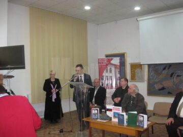 Lansări de carte, în prezența unui public numeros, la Salonul Literaturii Române din Bucovina, ediția a X-a