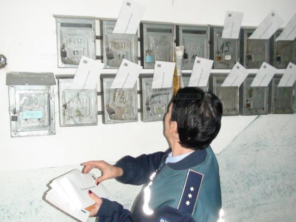Polițiștii s-au dat drept angajați de la Gaz