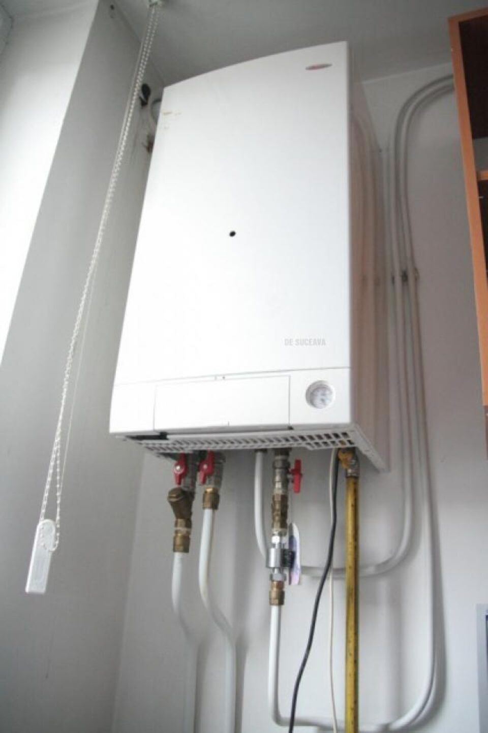 Trebuie asigurată o ventilare permanentă în încăperile unde funcționează centralele termice