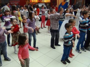 „Caravana isteților” a poposit și la Suceava