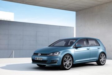 Volkswagen Golf își păstrează dominația în Europa