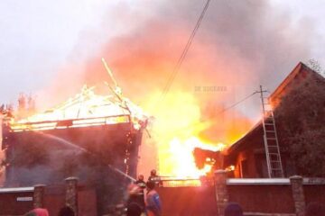 Casa viceprimarului din Fântâna Mare, mistuită de un incendiu violent