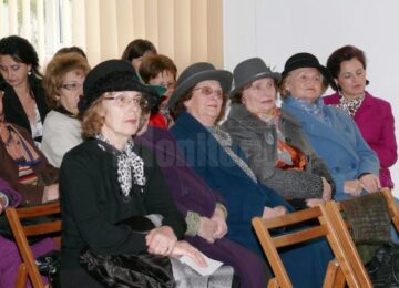 De Ziua Educației, la Fălticeni a avut loc o întâlnire a educatorilor, învățătorilor și profesorilor
