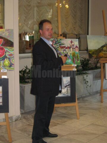 Roman Kharevsky, directorul taberei, acordând Diplomele de participare