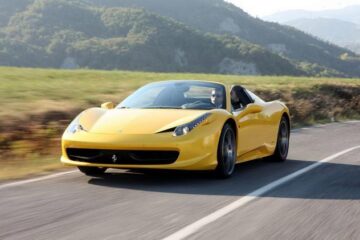 Ferrari 458 Spider, cabriolet cu tehnologii din Formula 1