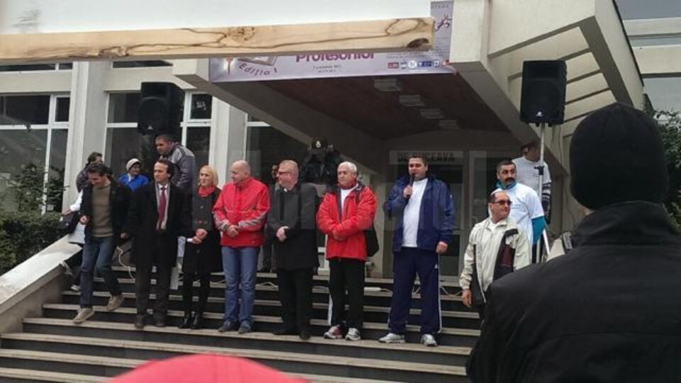 Competiția sportivă „Spartachiada profesorilor” a reunit circa 450 de angajați din învățământul preuniversitar sucevean