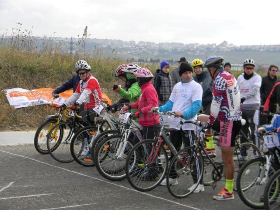 Competiția sportivă „Spartachiada profesorilor” a reunit circa 450 de angajați din învățământul preuniversitar sucevean