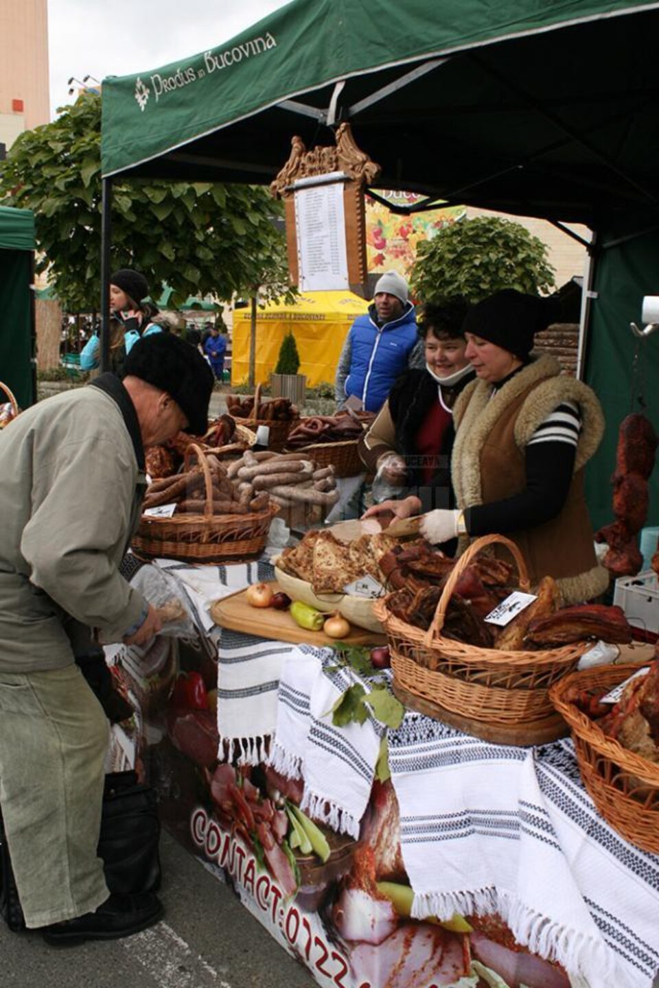 Oferta producătorilor tradiționali a fost extrem de variată
