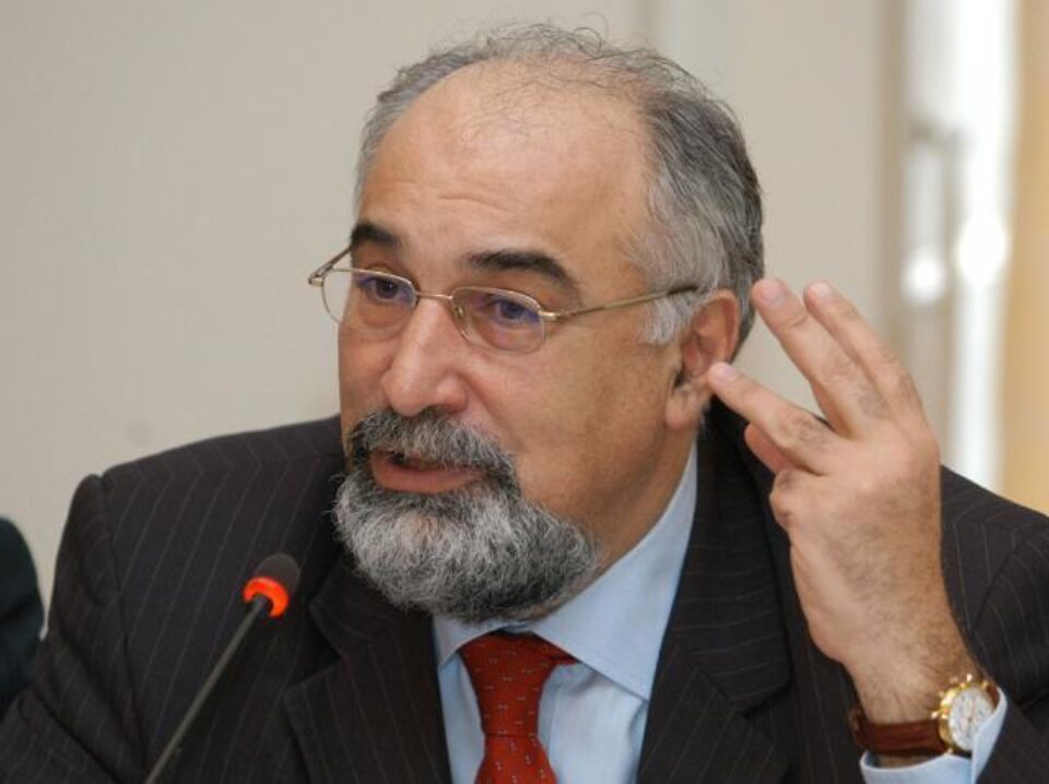 Varujan Vosganian: „Am prezentat demisia". Foto: Ultimaora.ro