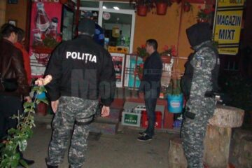 Poliția a organizat, ieri dimineața, 13 percheziții și descinderi, fiind vizați șapte suspecți din zona Vicov, doi din Câmpulung Moldovenesc și un proprietar de magazin din Gura Humorului
