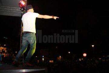 Hardcore moldovenesc, nonconformism și energie, asigurate de Zdob și Zdub, la Universitatea „Ștefan cel Mare”