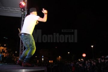 Hardcore moldovenesc, nonconformism și energie, asigurate de Zdob și Zdub, la Universitatea „Ștefan cel Mare”