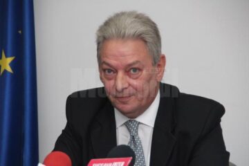 Proiectul a fost creionat la inițiativa unui cetățean englez, Brian Douglas, din cadrul Romania Children Humanitarian Foundation
