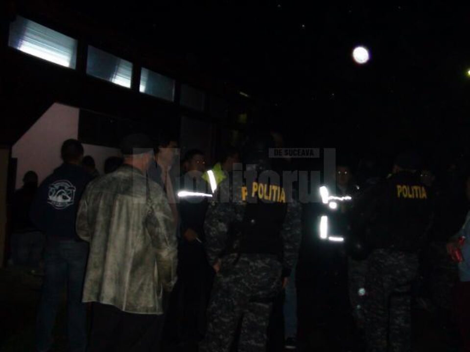 20 de razii organizate de polițiști în baruri și discoteci, în weekend 20 de razii organizate de polițiști în baruri și discoteci, în weekend