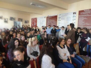 120 de elevi de la Colegiul Tehnic „Mihai Băcescu” Fălticeni au participat la un concurs de desene, postere și machete