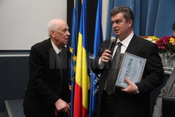 Arcadie Sfîrnaciuc, aniversat la o sută de ani