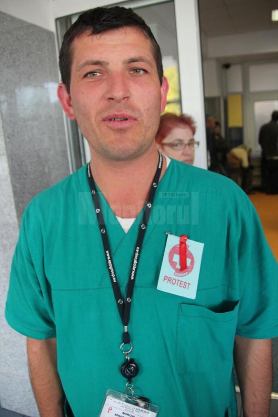 Angajații din Sănătatea suceveană vor să poarte cocardele în piept până în ziua marșului de la București