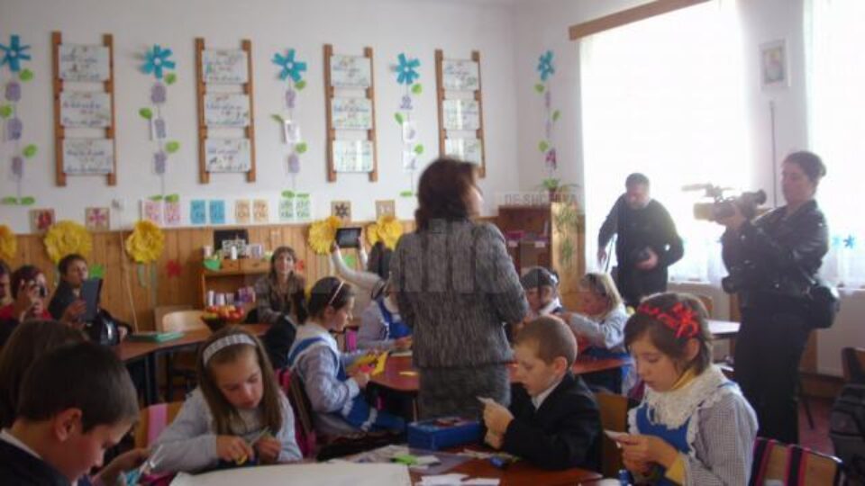 La Școala Gimnazială Ostra au avut loc mai multe activități în cadrul Proiectului Comenius Taking Education Outdoors