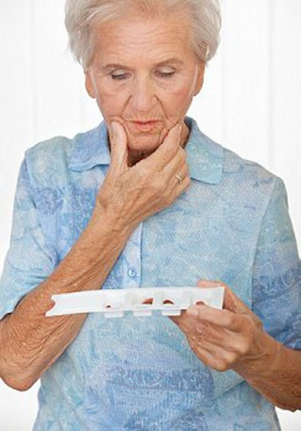 O mutație genetică asociată cu maladia Alzheimer accelerează declinul cerebral O mutație genetică asociată cu maladia Alzheimer accelerează declinul cerebral