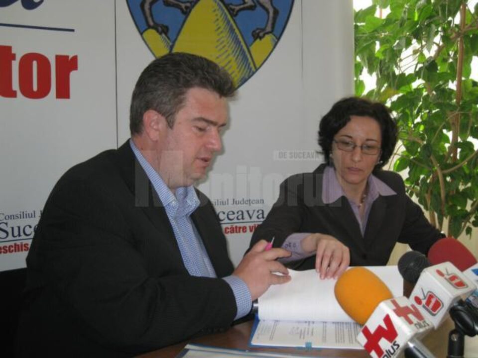 Contractul multianual de prestări servicii a fost semnat ieri, valoarea lui ridicându-se la 112 milioane de lei fără TVA