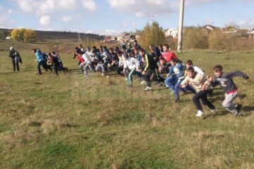La cros au participat peste 150 de elevi din zona Fălticeni