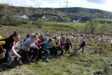 La cros au participat peste 150 de elevi din zona Fălticeni