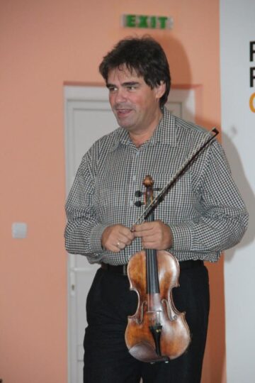 Artistul Gabriel Croitoru