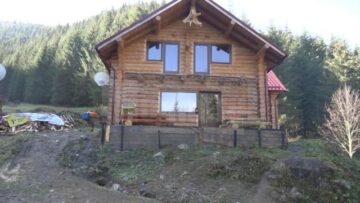 Casa învățătoarei din sat