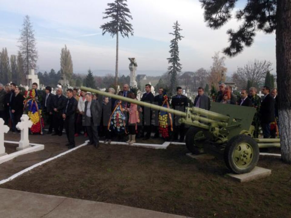 Ceremonialul religios și militar organizat la Suceava pentru a marca Ziua Armatei Române