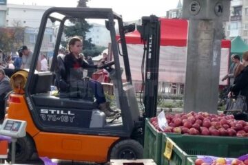 La Fălticeni sărbătoarea recoltei este o sărbătoare a mărului