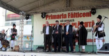 La Fălticeni sărbătoarea recoltei este o sărbătoare a mărului